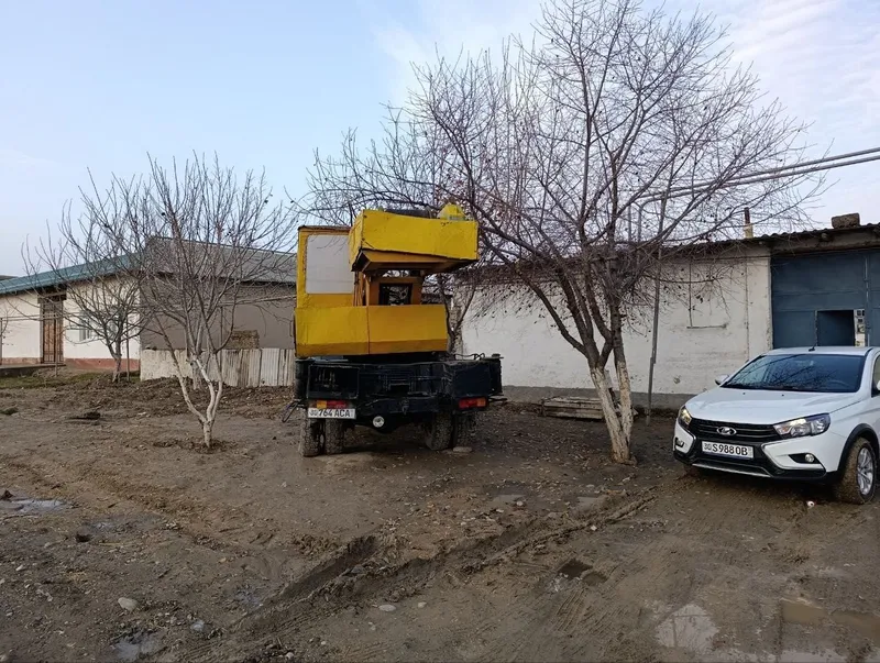 Автокран зил Avtokran zil ishlab turipti xoladi o’rtacha 4