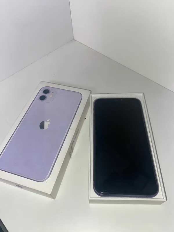 iPhone 11 фиолетовый 2