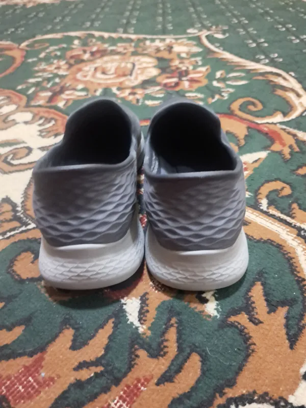 Мужские оригинальные Skechers, надевались 2 раза 3
