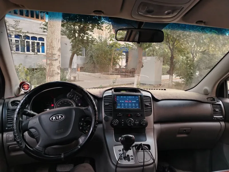 Kia carnival gaz — фото 1