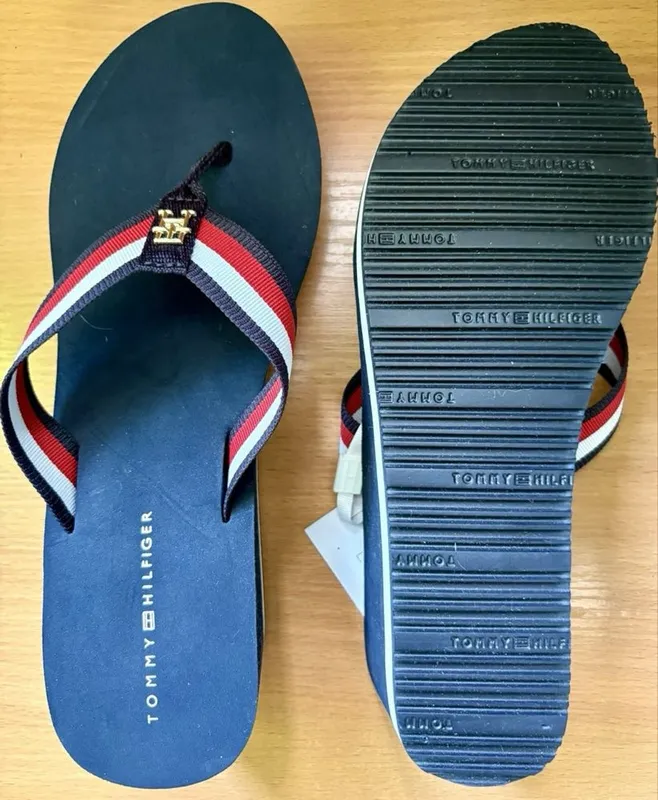 Женские брендовые сланцы Tommy Hilfiger 38-38,5 4 Женские брендовые сланцы Tommy Hilfiger 38-38,5 4