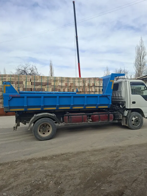 Вывоз мусор исузу самасвал