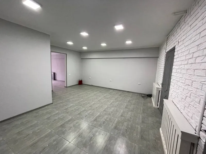 Первая линия. Шота Руставели. 69 м² + подвал — фото 1