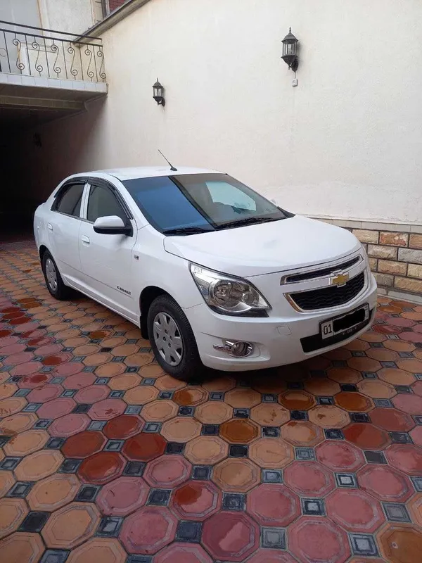 продам срочна Chevrolet cobalt с метан газом 2