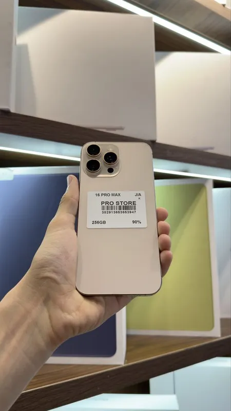iphone 16 pro max naxtka