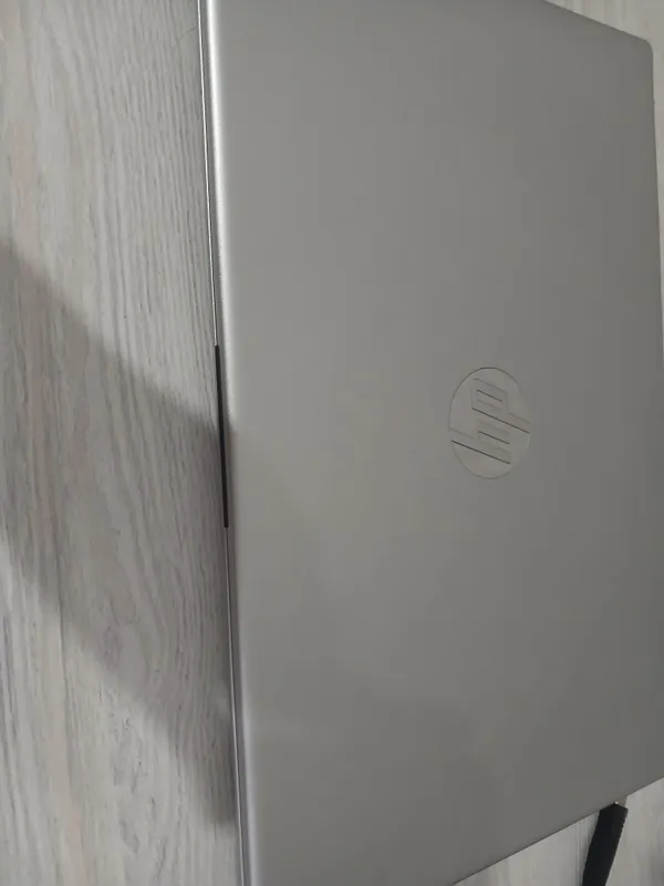 Hp 15 Ram 16gb,Ssd 525,Ryzen 5 2