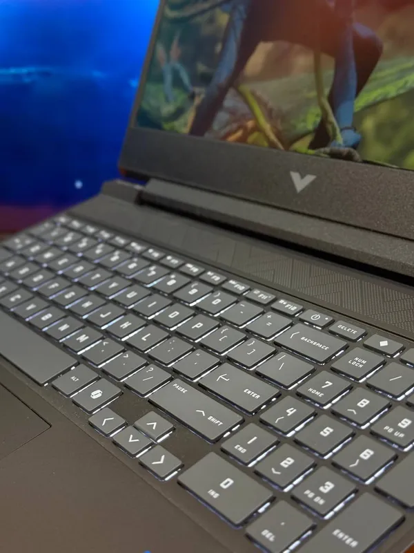HP Victus 3