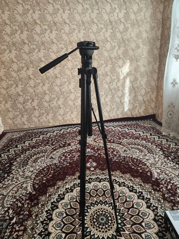 Kamera uchun shtativ Yunteng VST-880 3 Kamera uchun shtativ Yunteng VST-880 3