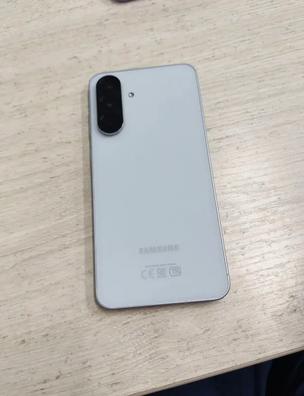 Samsung A56 5g Samsung A56 5g