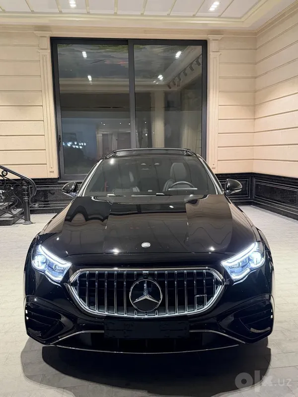 Mersedes-Benz E53 AMG 2025 1 Mersedes-Benz E53 AMG 2025 1