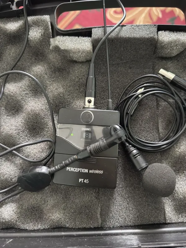 Akg 45 sport set 8 kanallik yangi holatda sotiladi 3 ta galofka bilan — фото 5