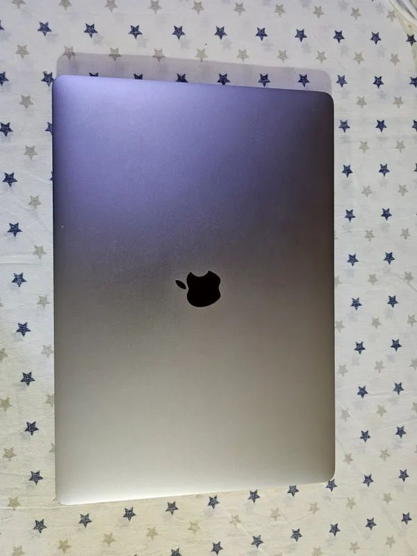 Mackbook pro 15 inch — фото 1
