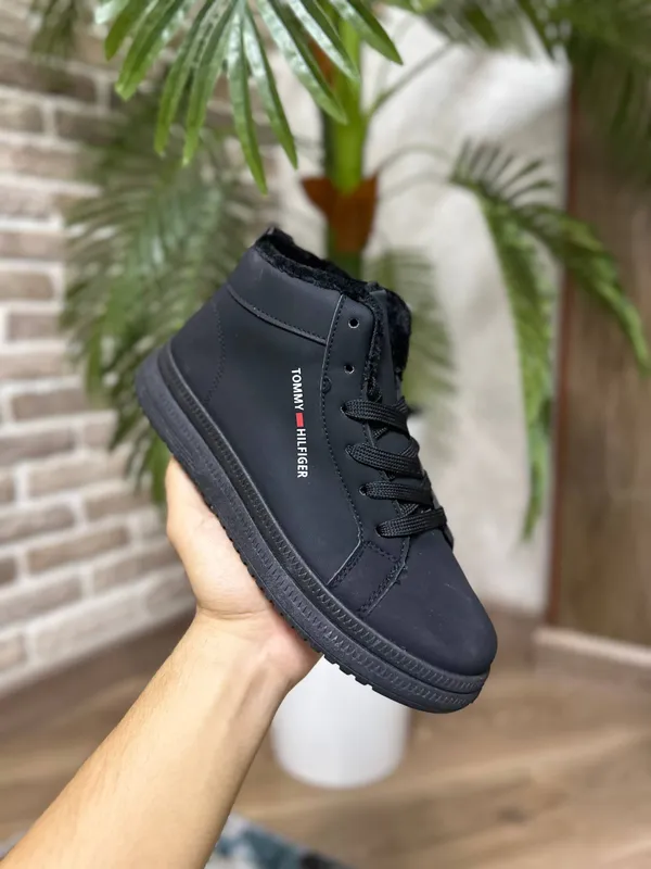 Tommy Hilfiger New Collection