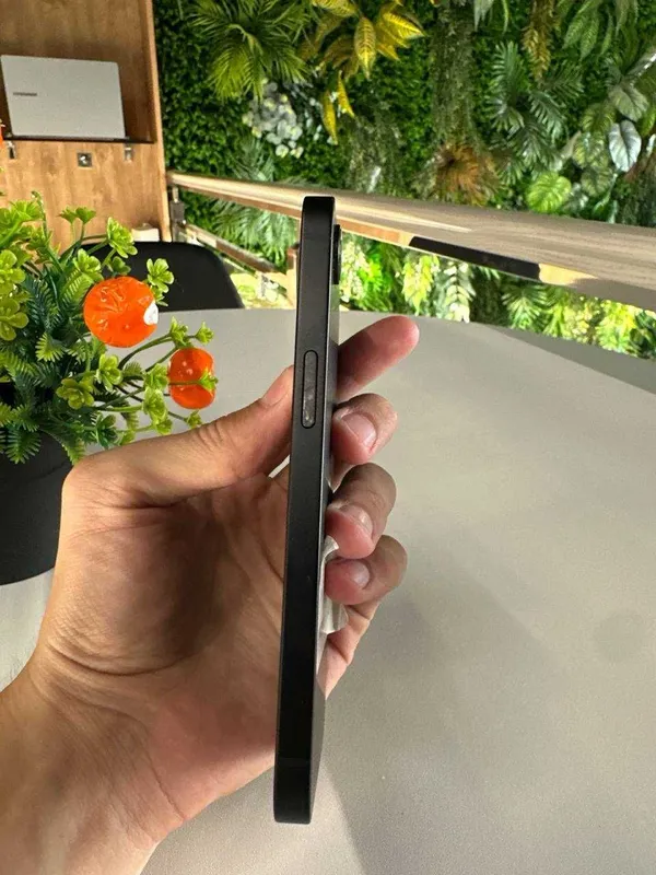 iPhone 16e 256Gb Black 93% 3