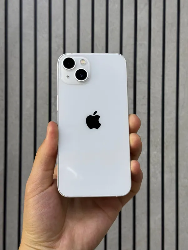 iPhone 13