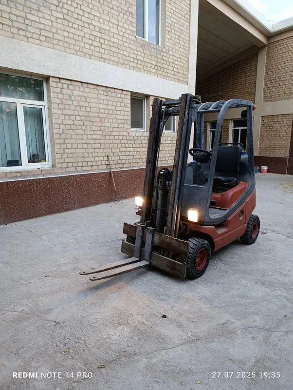 Вилочный погрузчик (кара) Linde грузоподъёмностью 1.5 т Вилочный погрузчик (кара) Linde грузоподъёмностью 1.5 т