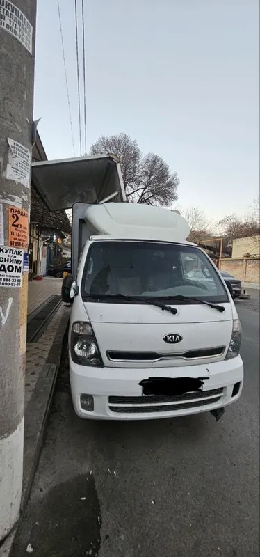 Kia Bonga 2013. Avtomobile 2 Kia Bonga 2013. Avtomobile 2