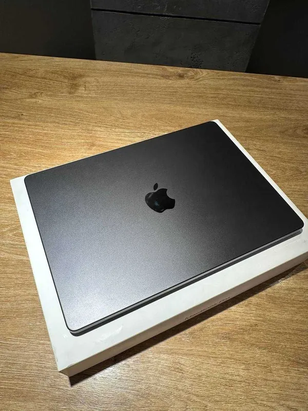 Macbook Pro M4 16/512Gb 2 Macbook Pro M4 16/512Gb 2