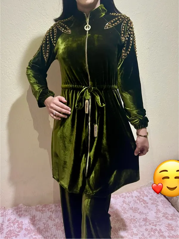 Ayollar dvoykasi, xalat lozim, uy uchun. 3