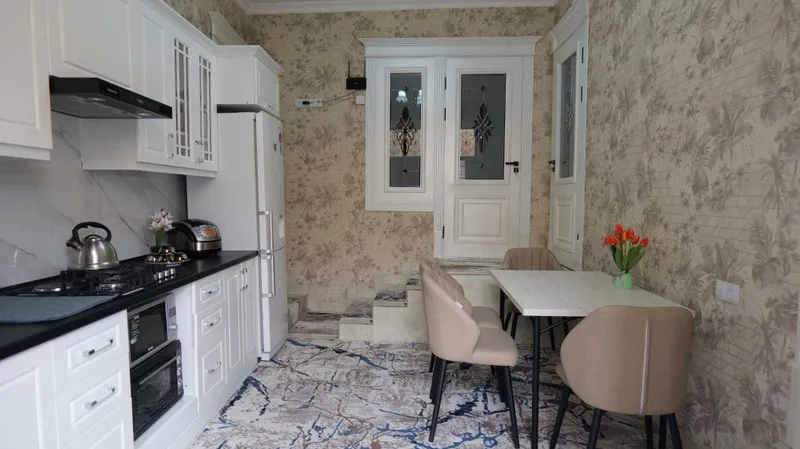 ПОСУТОЧНО у Регистана | 3 спальни, 10 гостей, Wi-Fi — фото 5