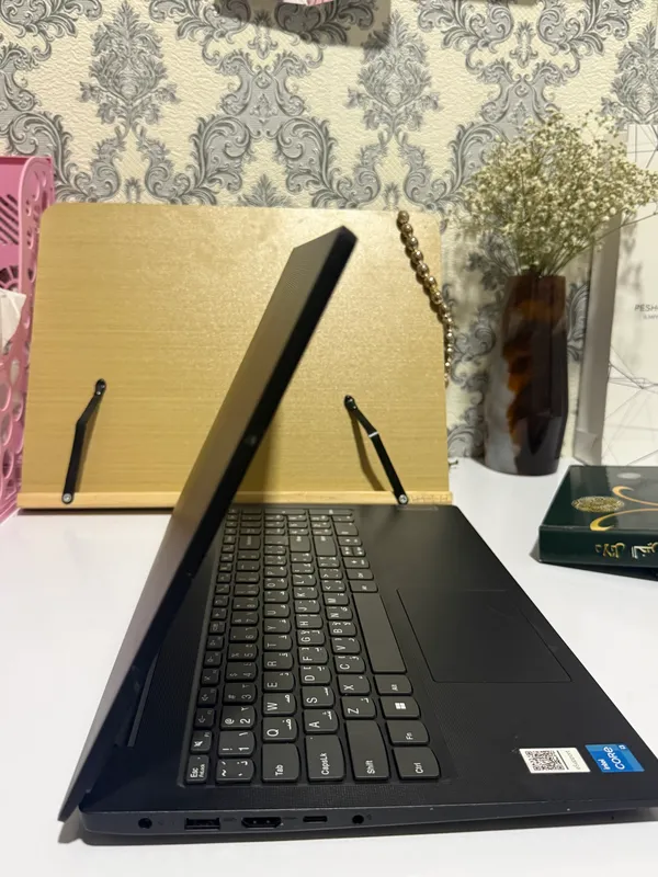 Lenovo V16 G4 intel core i3 3 Lenovo V16 G4 intel core i3 3
