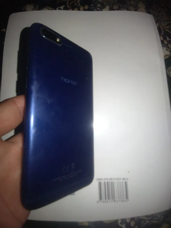honor sotiladi aybi yo'q 300 ming so'm