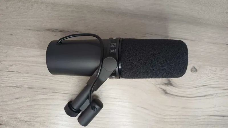 Студийный микрофон Shure SM7B — фото 3