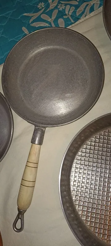 Продаю советские сковородки 3
