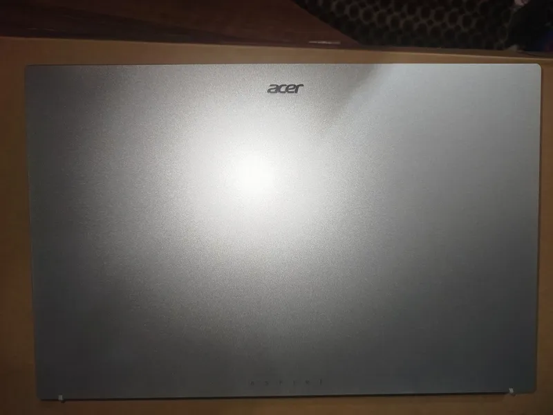 Noutbuk Acer Aspire Go Intel Core 3 N355 — фото 1