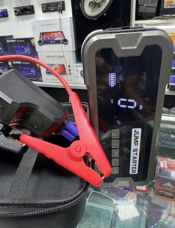 Jump starter, powerbank, poverbank, бустер, пусковое устройство 1 Jump starter, powerbank, poverbank, бустер, пусковое устройство 1