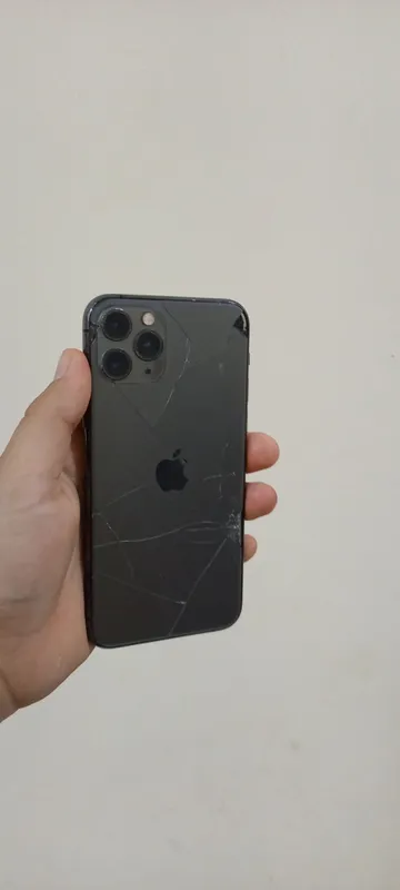 iPhone 11 Pro 2 iPhone 11 Pro 2