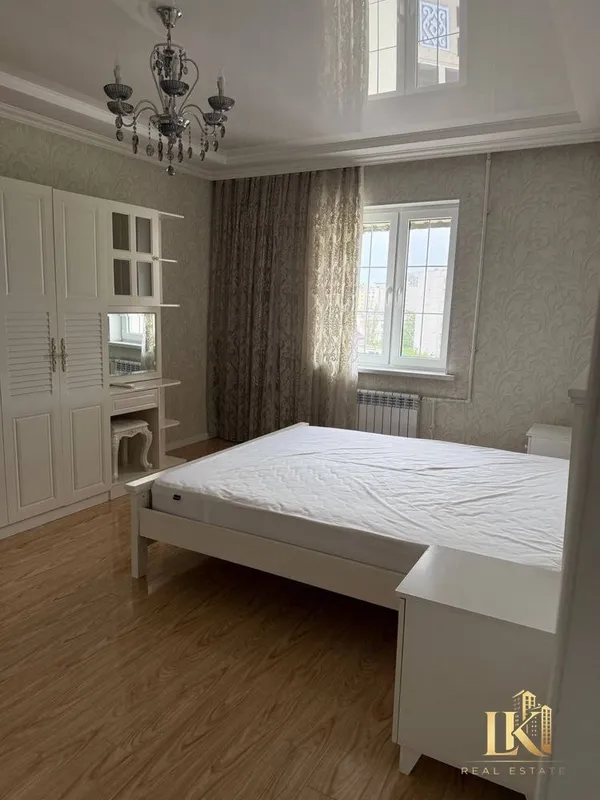 3 xonali kvartira sotiladi, 128 m², Mirobod tumani (Mirabad Avenue ro‘parasida) 5 3 xonali kvartira sotiladi, 128 m², Mirobod tumani (Mirabad Avenue ro‘parasida) 5