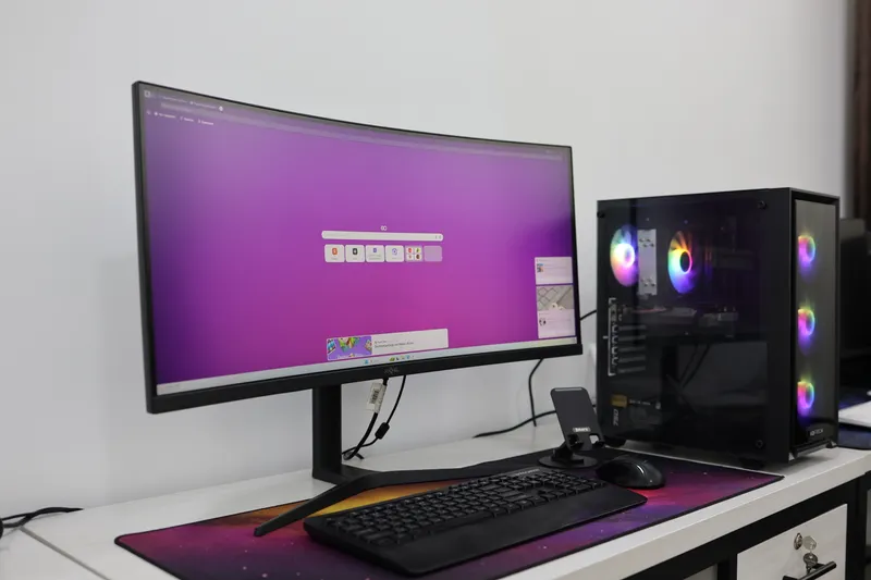 Pixel 34" Curved Gaming Monitor | WQHD (2560×1440) 2