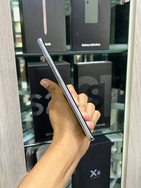 Samsung s10 plus 5G — фото 2