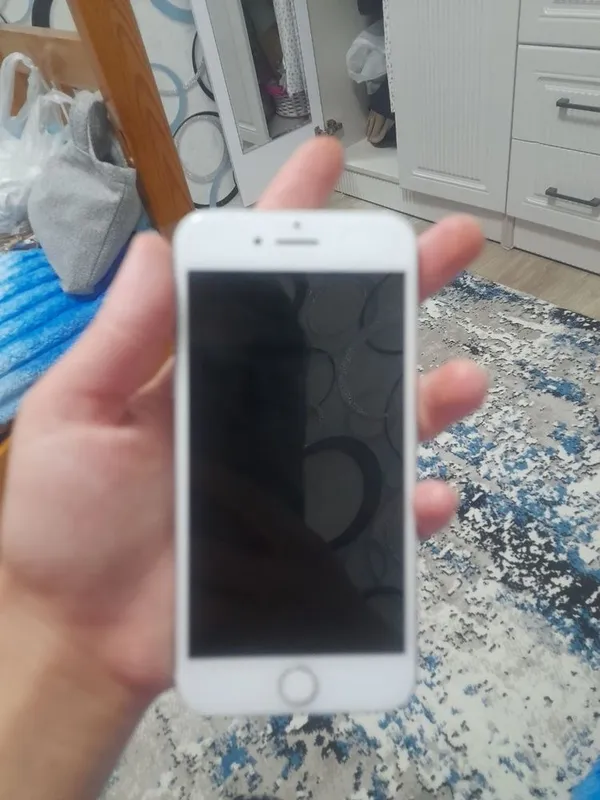 Iphone 8 srochniy 3 Iphone 8 srochniy 3