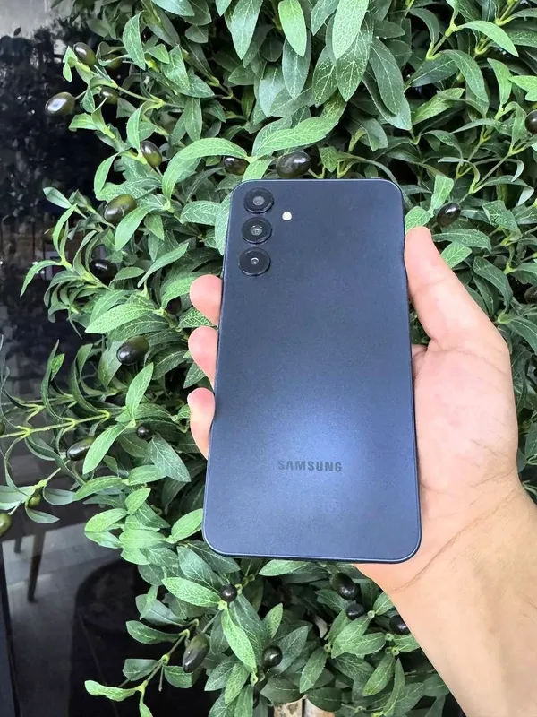 SAMSUNG GALAXY A 16 1