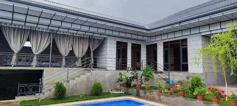 Oqtosh dacha (oilaviy)