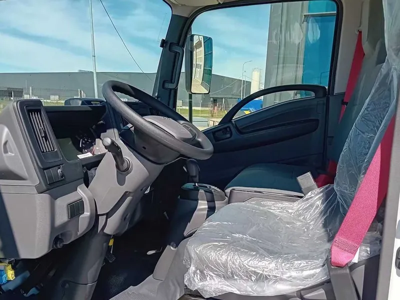 Шасси грузовик Isuzu M21 8 Шасси грузовик Isuzu M21 8