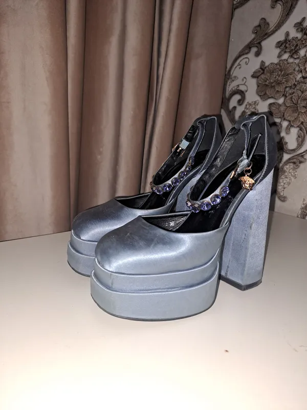 Versace baland poshnali tufli 1 Versace baland poshnali tufli 1