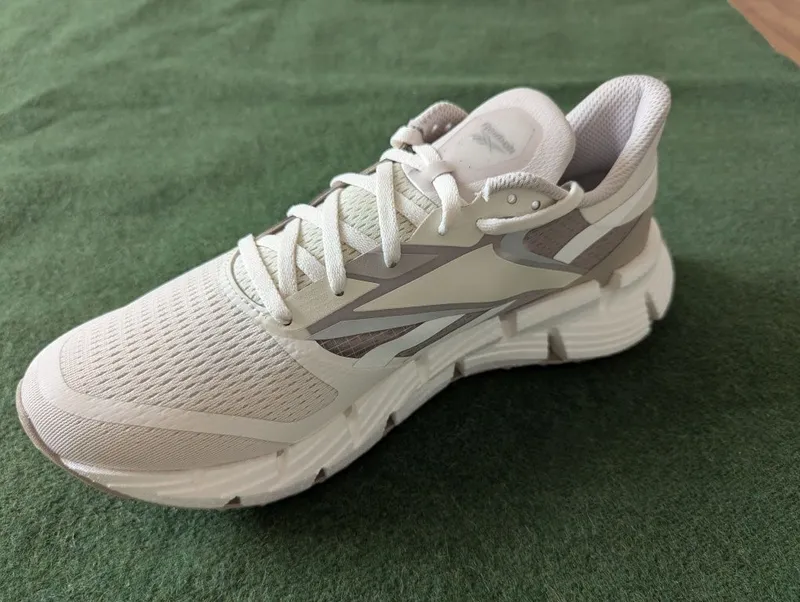 Кроссовки Reebok Floating 42.5 US10 — фото 1