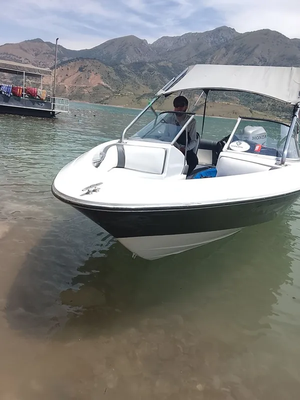 Катер bayliner 2 Катер bayliner 2