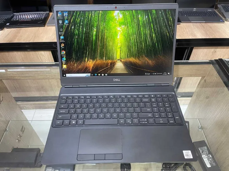 DELL Precision Intel Core i7-10875H, 32 GB tezkor xotira, 256 GB SSD, Nvidia Quadro T1000 2 DELL Precision Intel Core i7-10875H, 32 GB tezkor xotira, 256 GB SSD, Nvidia Quadro T1000 2