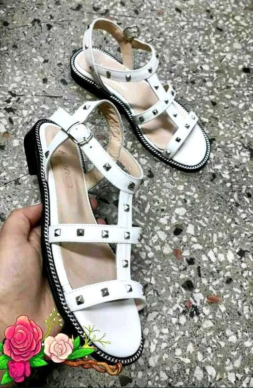 Эксклюзивные кожаные босоножки Valentino 36-37разм 1 Эксклюзивные кожаные босоножки Valentino 36-37разм 1