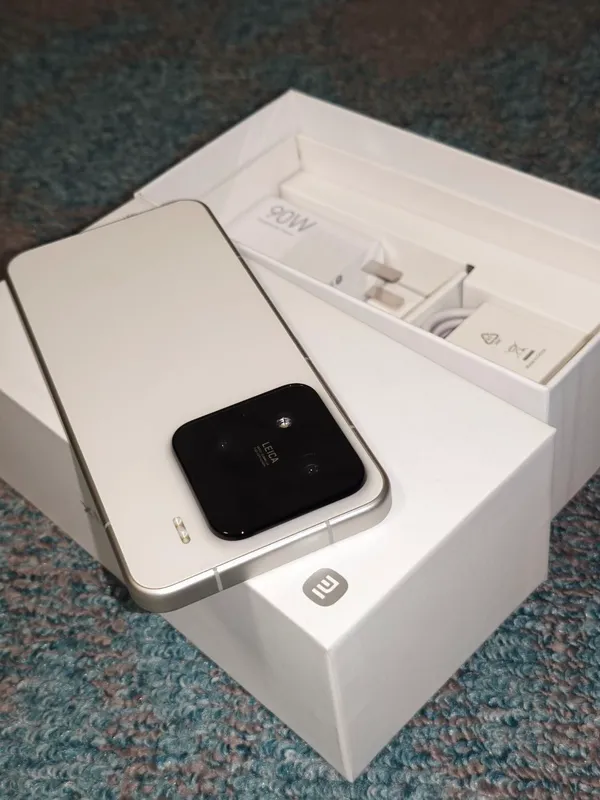 Xiaomi 15 12/256, идеальное состояние 9