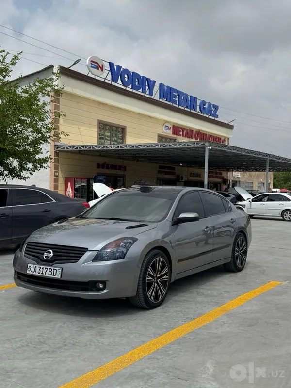 Nissan Altima в идеальном состоянии. Возможен обмен 3 Nissan Altima в идеальном состоянии. Возможен обмен 3