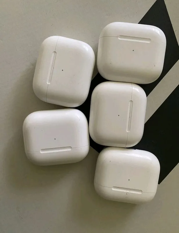 AirPods 3 Case/Кейс Оригинал 100% в отличном состоянии