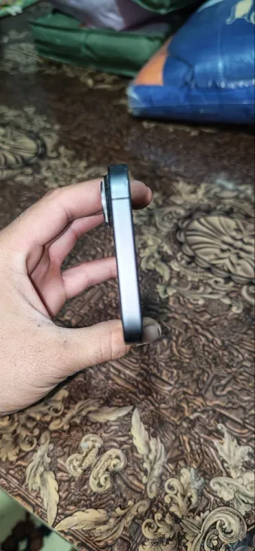 iPhone 17 qora 256GB 2