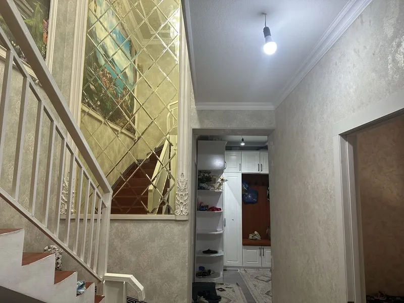 Kvartira sotiladi yolni ustida yangi qurulgan dom 4
