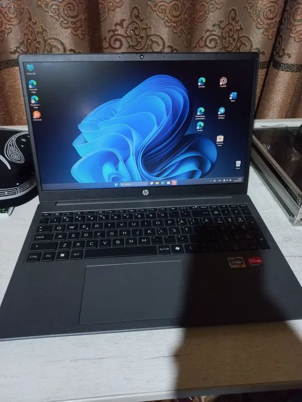 Yangi HP Laptop 15 (Ryzen 7 / 16GB RAM / 1TB SSD) – Holati Ideal!