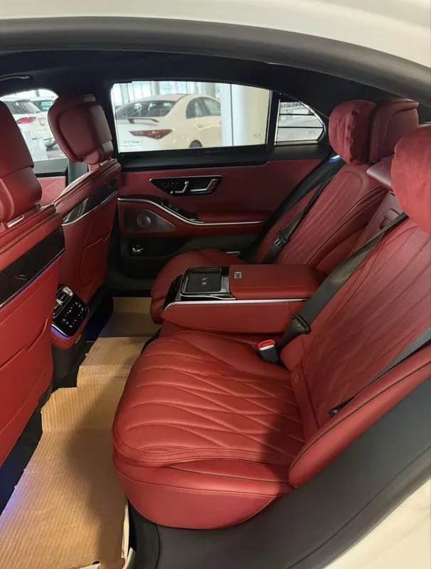 Mercedes-AMG S 63 E Performance 2026 10 Mercedes-AMG S 63 E Performance 2026 10